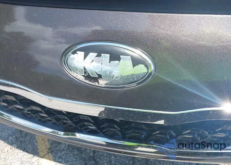 2017 Kia Forte Lx z USA, uszkodzony, nr VIN 3KPFK4A77HE136541